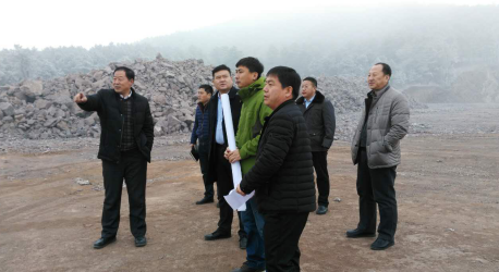 宝运莱与葫芦岛市辅导不畏寒冷，共同实地调查勘测及选址