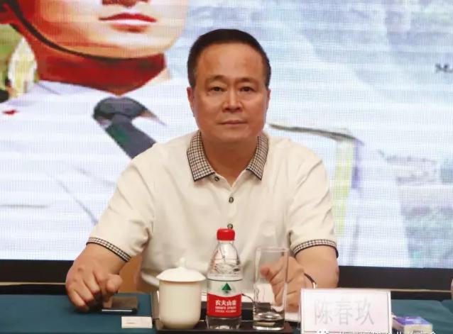 北京福建企业总商会党委书记、会长陈春玖 北京福建企业总商会党委书记、会长陈春玖