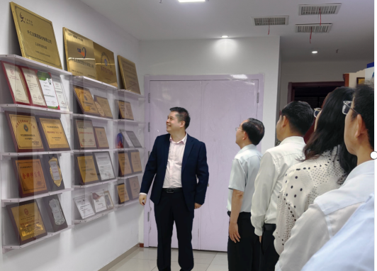 政企动态|通州区委书记孟景伟走访宝运莱调研企业发展情况
